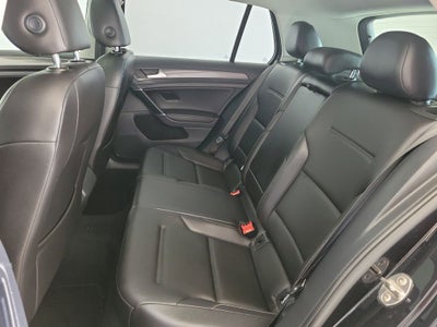 2019 Volkswagen Golf TSI SE 4-Door