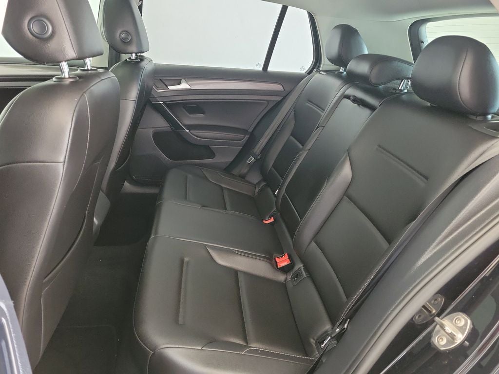 2019 Volkswagen Golf TSI SE 4-Door
