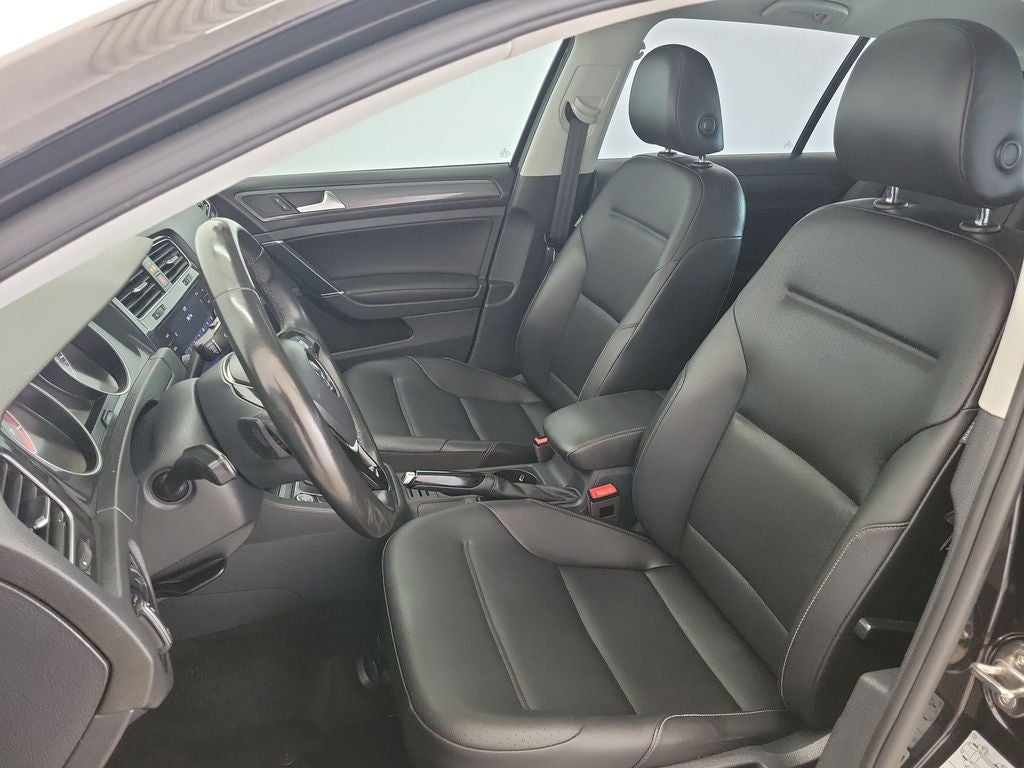 2019 Volkswagen Golf TSI SE 4-Door