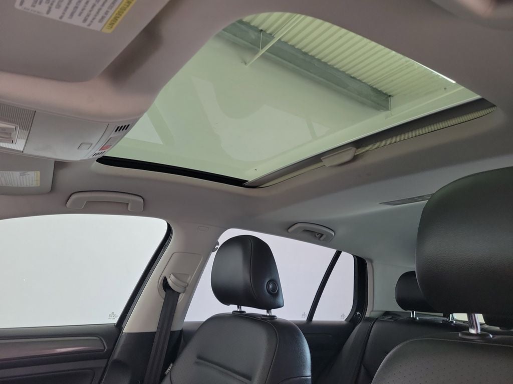 2019 Volkswagen Golf TSI SE 4-Door