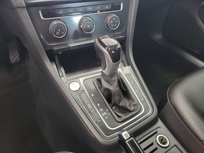 2019 Volkswagen Golf TSI SE 4-Door