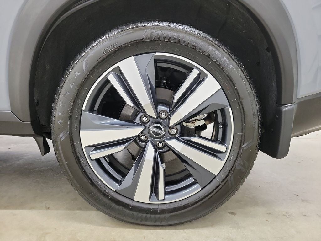 2022 Nissan Rogue SL