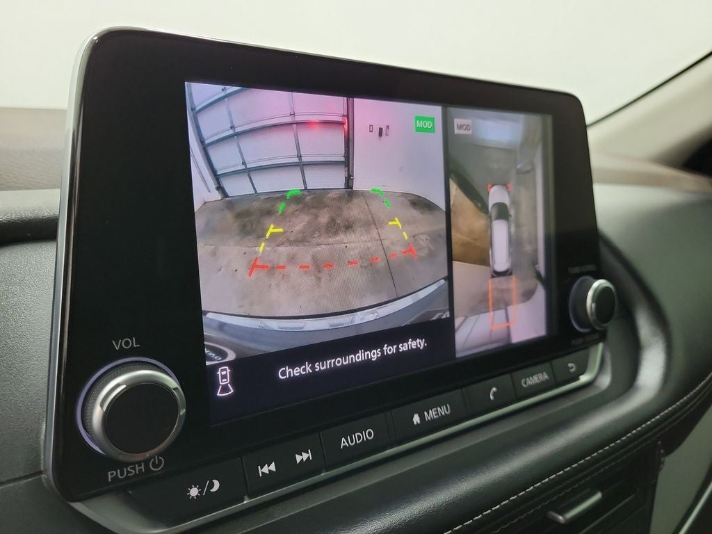 2022 Nissan Rogue SL