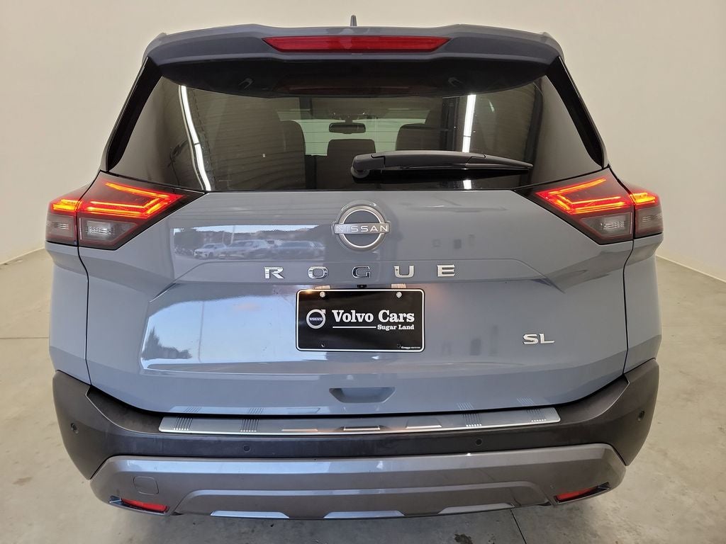2022 Nissan Rogue SL