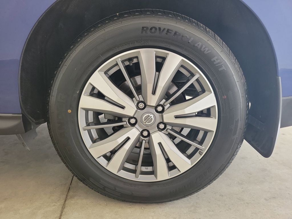 2020 Nissan Pathfinder S