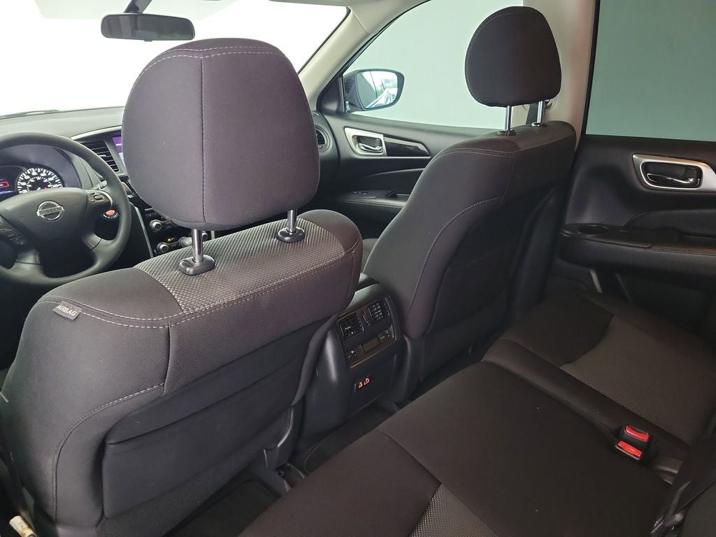 2020 Nissan Pathfinder S