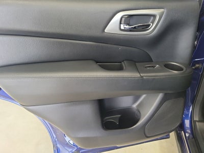 2020 Nissan Pathfinder S