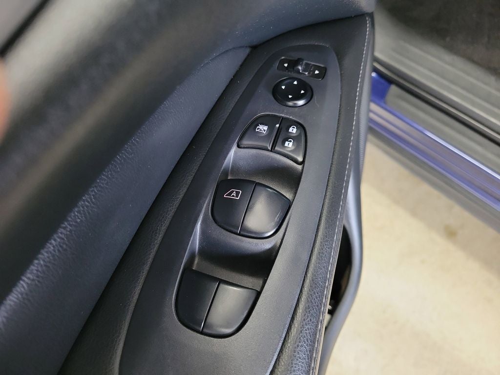 2020 Nissan Pathfinder S