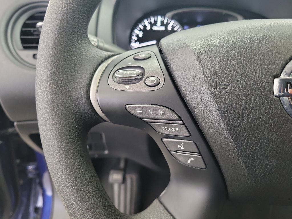 2020 Nissan Pathfinder S