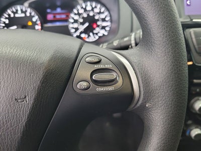 2020 Nissan Pathfinder S