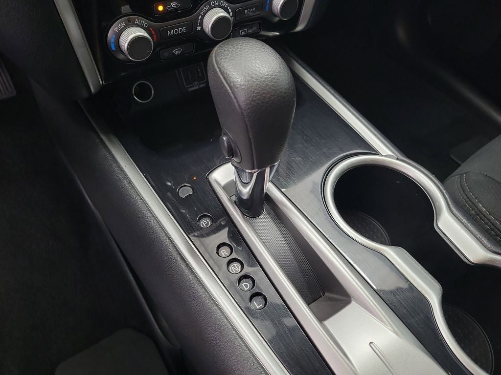 2020 Nissan Pathfinder S