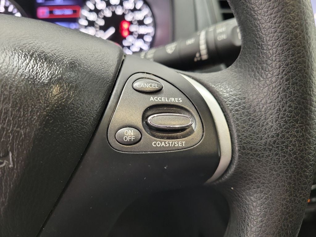 2020 Nissan Pathfinder S