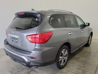 2020 Nissan Pathfinder S