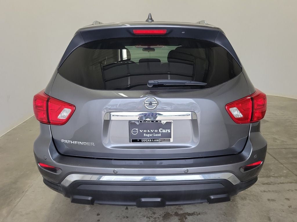 2020 Nissan Pathfinder S