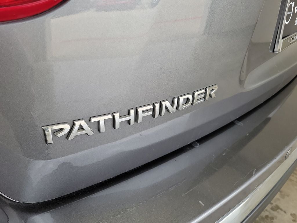 2020 Nissan Pathfinder S