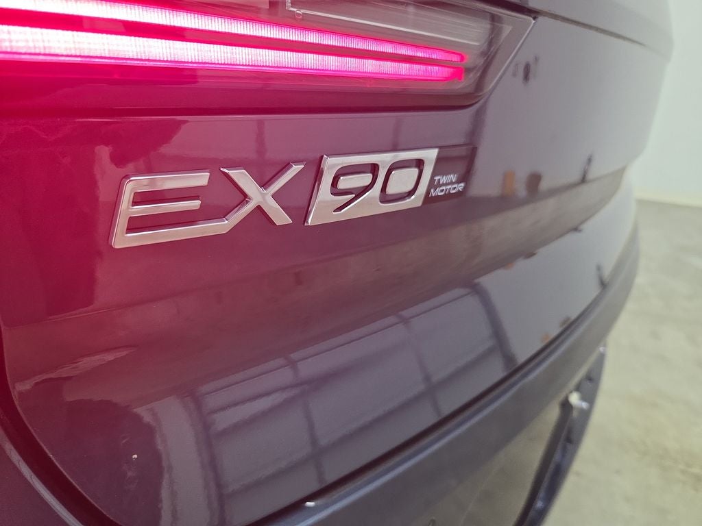 2026 Volvo EX90 Twin Motor Ultra 6-Seater