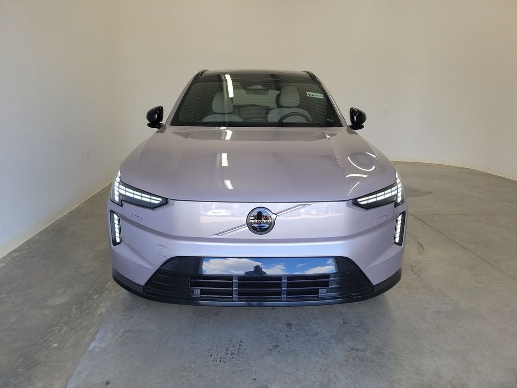 2026 Volvo EX90 Base