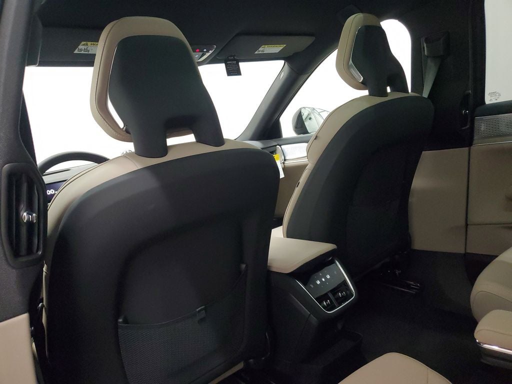 2025 Volvo EX90 Twin Motor Performance Ultra 6-Seater