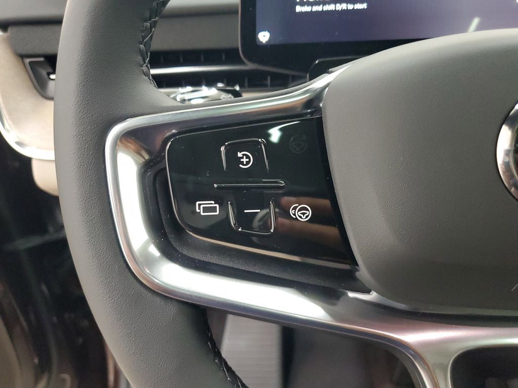 2025 Volvo EX90 Twin Motor Performance Ultra 6-Seater