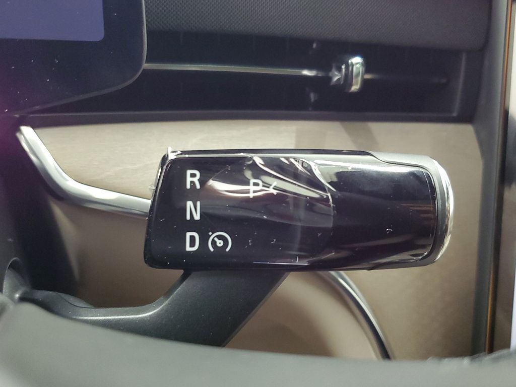 2025 Volvo EX90 Twin Motor Performance Ultra 6-Seater