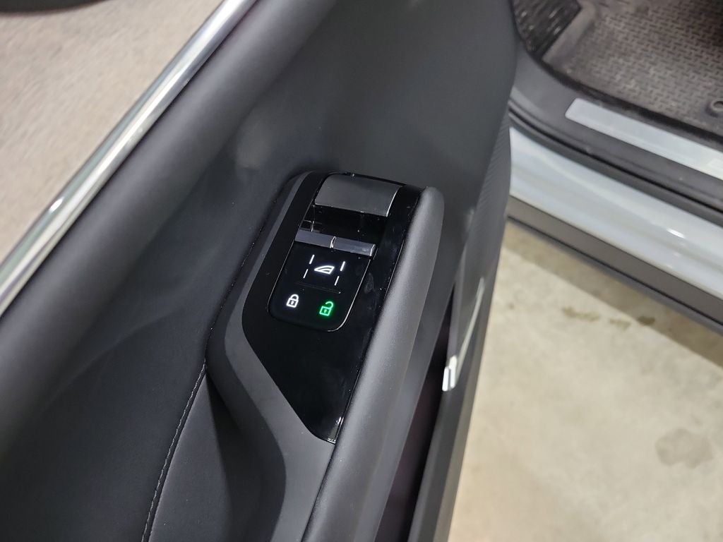 2025 Volvo EX90 Twin Motor Performance Ultra 7-Seater