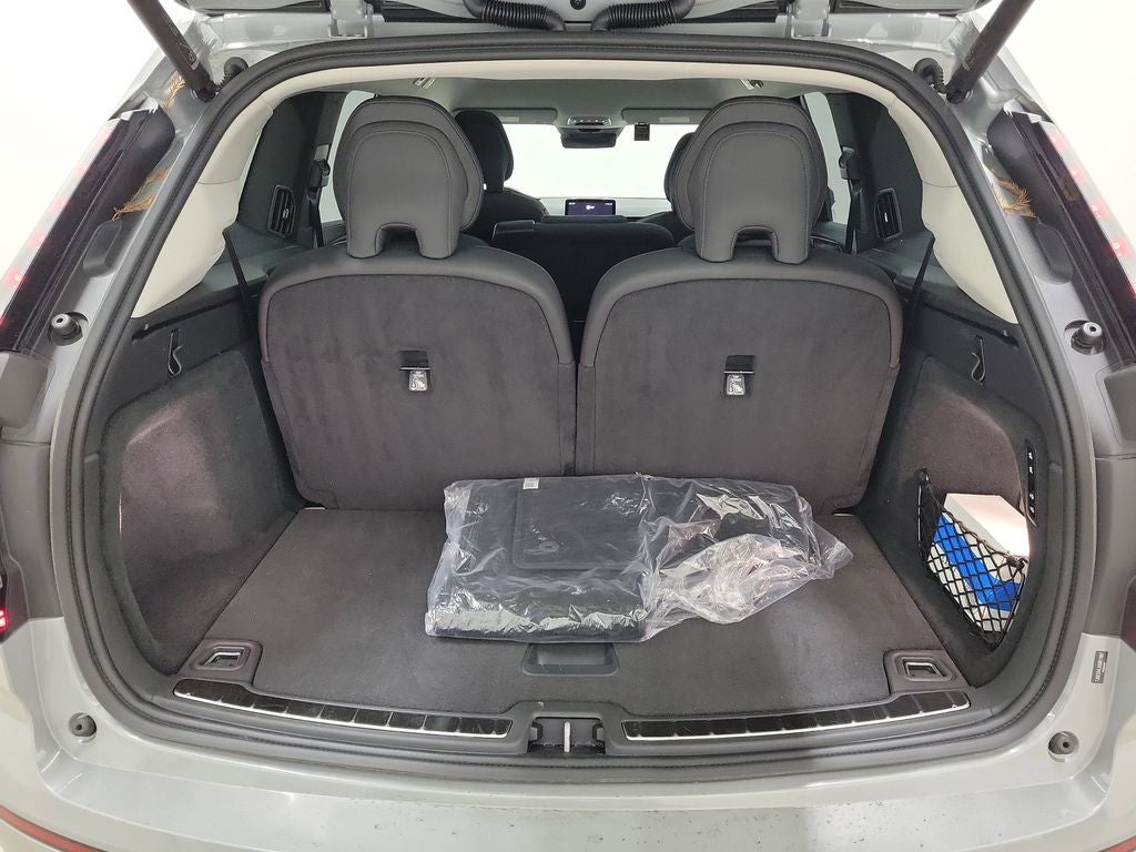 2025 Volvo EX90 Twin Motor Performance Ultra 7-Seater