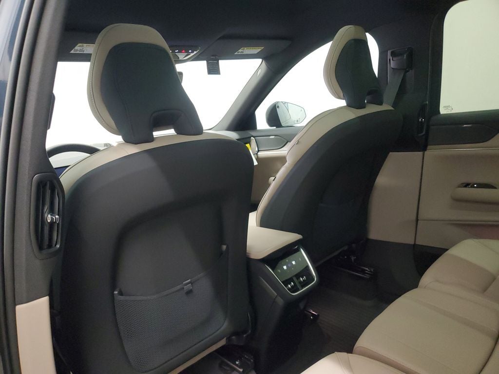 2025 Volvo EX90 Twin Motor Plus 7-Seater