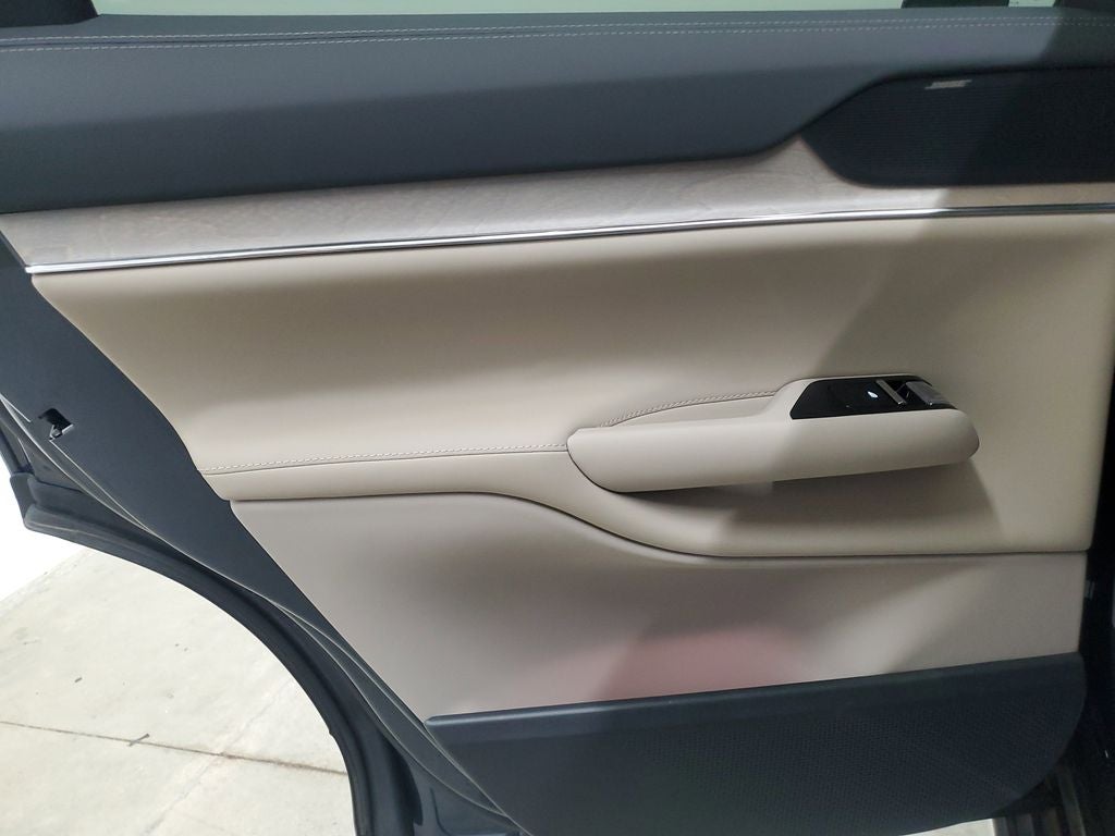 2025 Volvo EX90 Twin Motor Plus 7-Seater