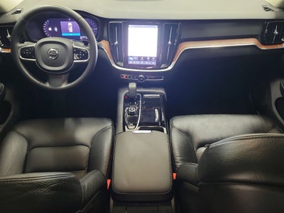 2025 Volvo S60 Plug-In Hybrid T8 Plus
