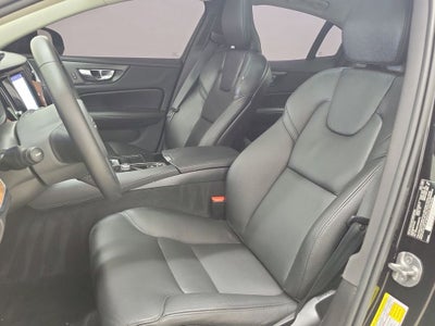 2025 Volvo S60 Plug-In Hybrid T8 Plus