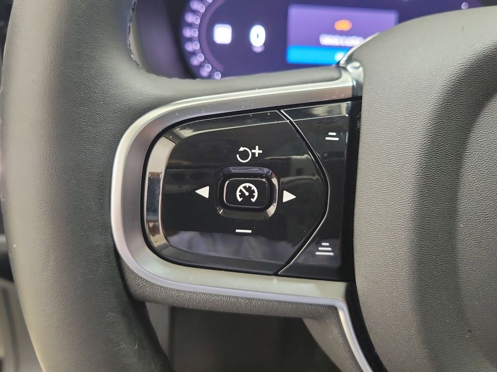 2025 Volvo S60 Plug-In Hybrid T8 Plus