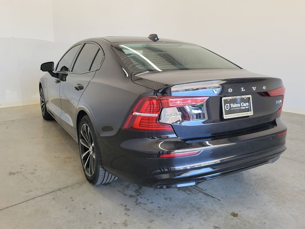 2025 Volvo S60 Plug-In Hybrid T8 Plus