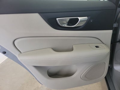 2025 Volvo S60 B5 Plus