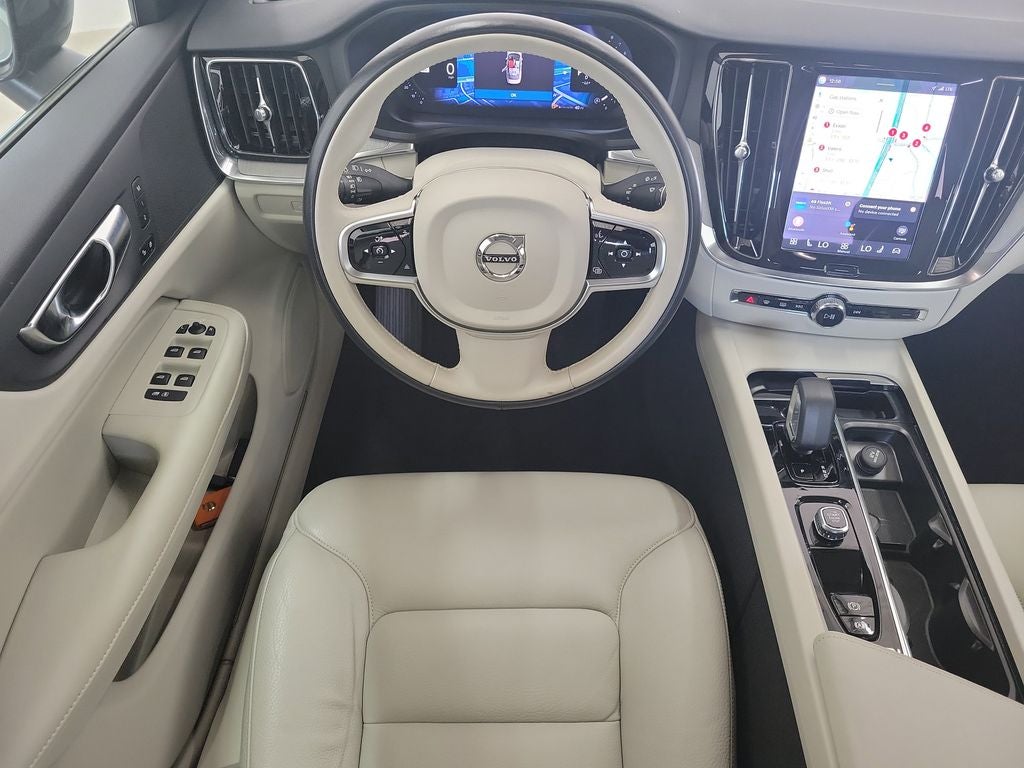 2025 Volvo S60 B5 Plus