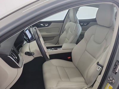 2025 Volvo S60 B5 Plus