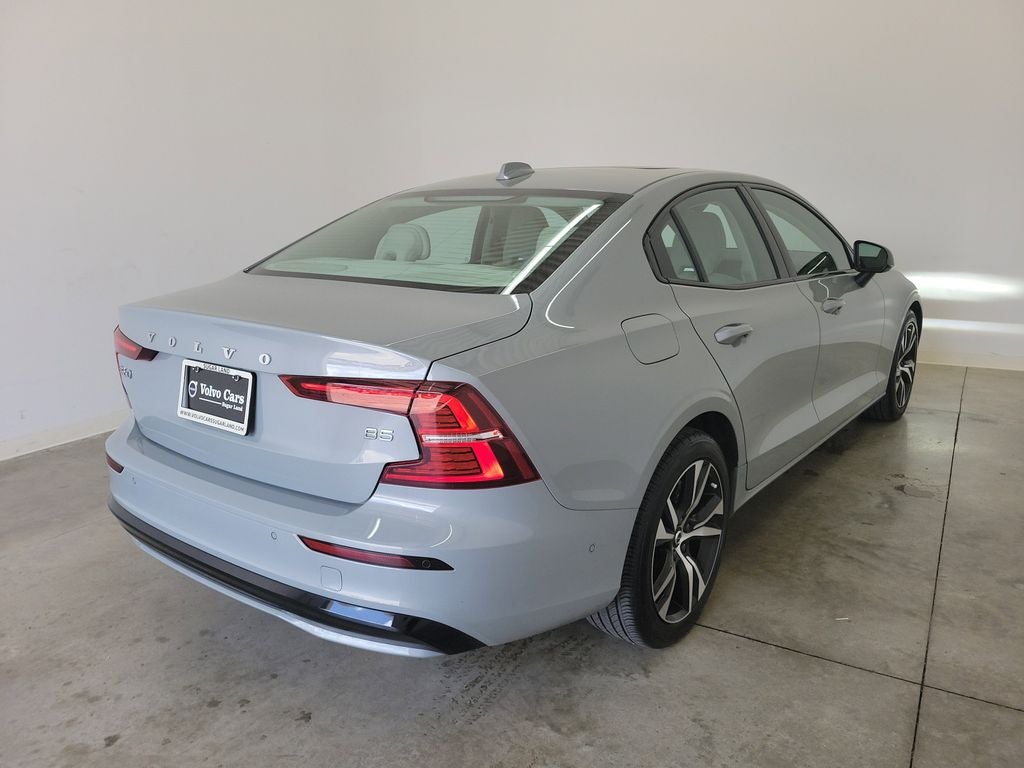 2025 Volvo S60 B5 Plus