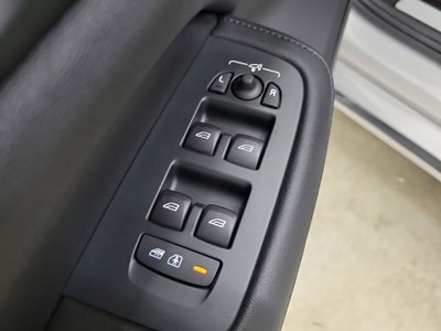 2025 Volvo S60 B5 Plus