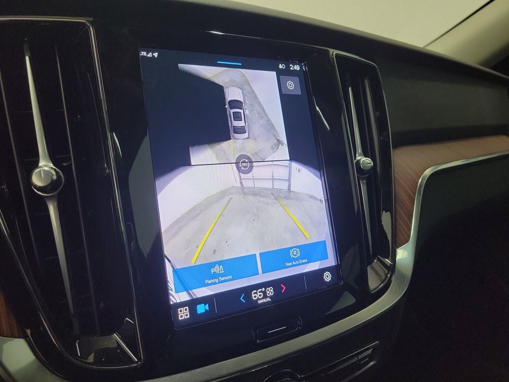 2025 Volvo S60 B5 Plus