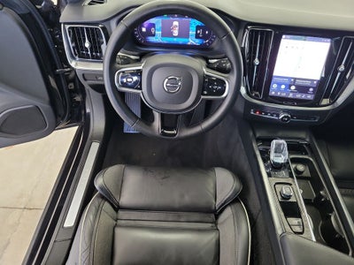 2024 Volvo S60 B5 Plus Black Edition