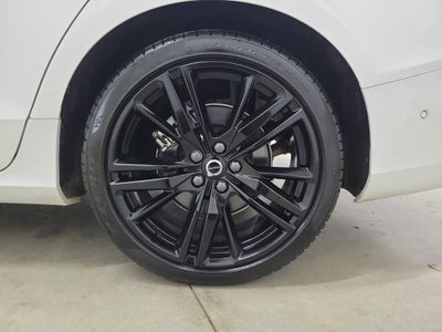 2024 Volvo S60 B5 Plus Black Edition