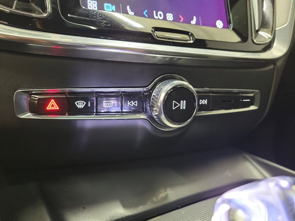 2024 Volvo S60 B5 Plus Black Edition