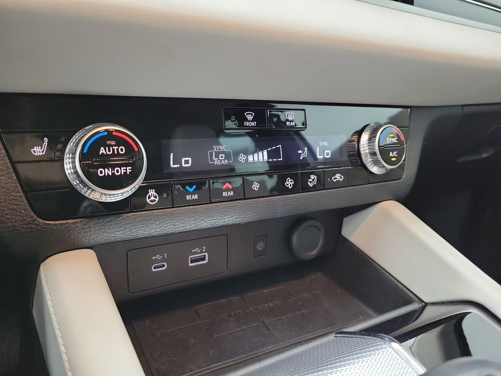 2023 Mitsubishi Outlander SEL Black Edition