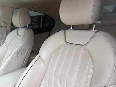 2019 Genesis G70 3.3T Design