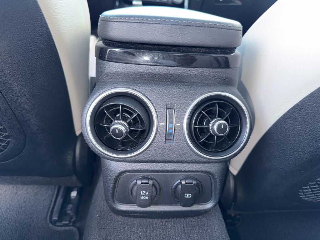 2019 Kia Stinger Base