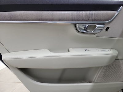 2023 Volvo S90 B6 Plus