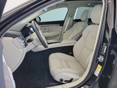 2023 Volvo S90 B6 Plus