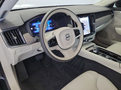 2023 Volvo S90 B6 Plus
