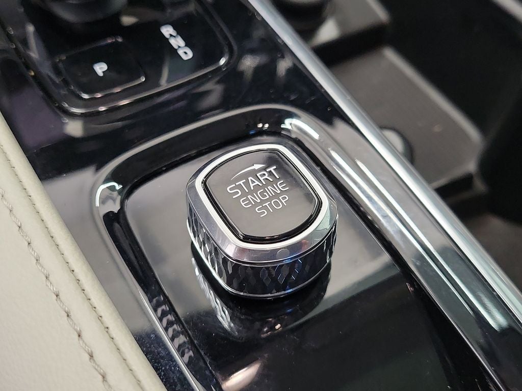 2023 Volvo S90 B6 Plus