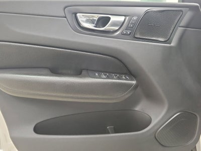 2019 Volvo XC60 T5 Momentum