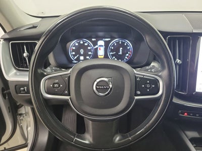 2019 Volvo XC60 T5 Momentum